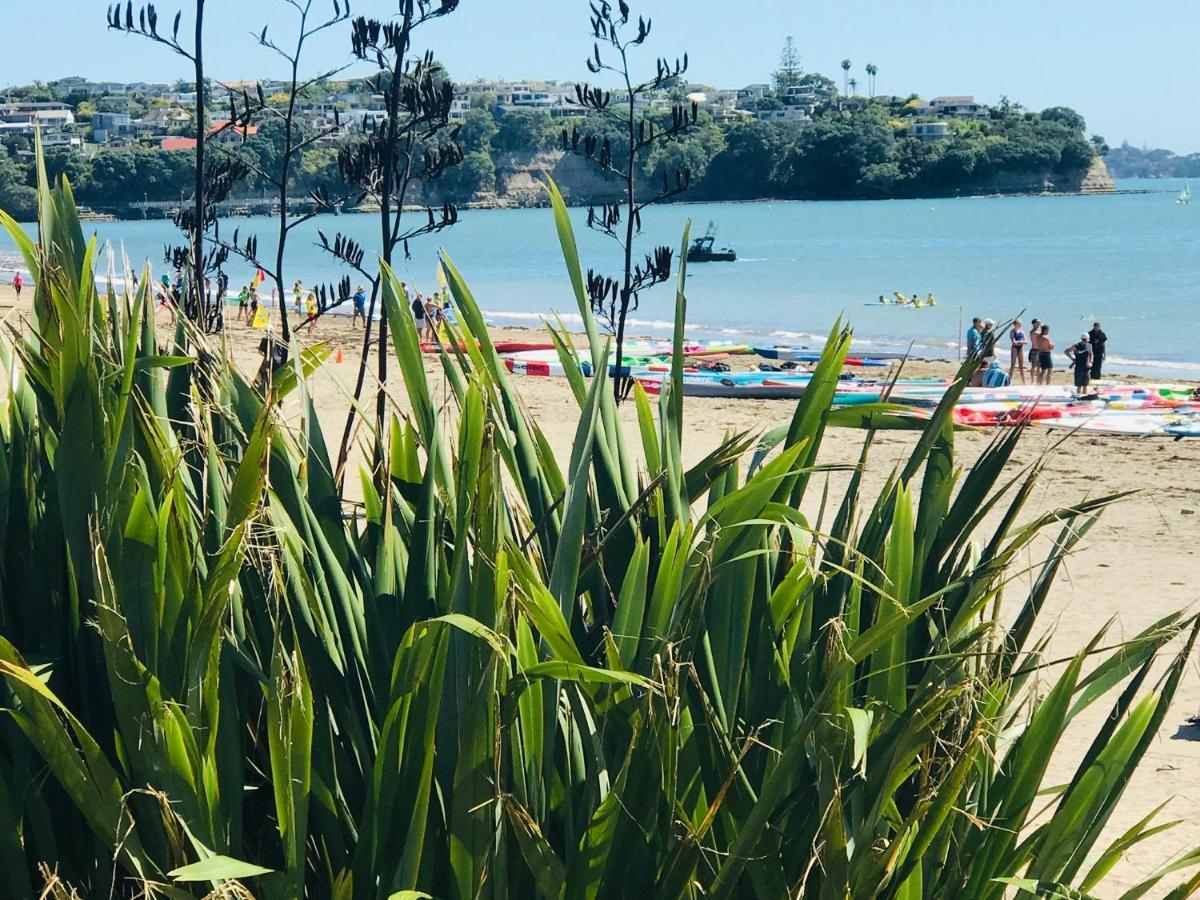 Whitby Studio - Mairangi Bay Beach Auckland Exterior foto
